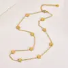 Nuevo juego de tres piezas de trébol de acero inoxidable transfronterizo: pulsera, collar y pendientes, cadena simple, accesorios versátiles de lujo ligero