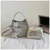 Bolso de Mano Pequeño Vintage para Mujer 2026 Nuevo Estilo Coreano Bolso Cubo de Nicho Bolso de Hombro Cruzado de Moda para el Trabajo Tendencia