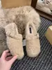 Zapatos blancos peludos para mujer, que aumentan la altura, para otoño e invierno 2026, con forro de felpa para abrigar, zapatos de algodón afelpado, zapatos tipo gorro