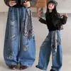 Pantalones Vaqueros Anchos con Estampado de Dibujos Animados y Graffiti para Niñas, Nuevo Estilo Primavera y Otoño, Pantalones Largos Sueltos Casuales para Niños Mayores, Pantalones Rectos Modernos para Otoño