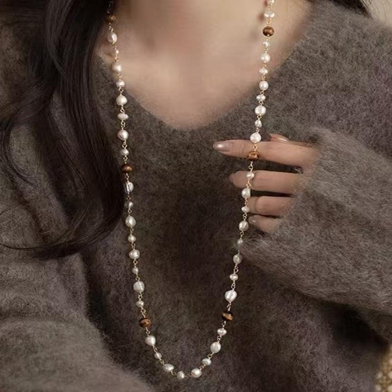 可调节天然淡水珍珠项链秋冬女法式复古轻奢高级感毛衣