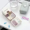 Caixa de Remédios Portátil para Dispensar e Armazenar Medicamentos para Sete Dias por Semana, Recipiente de Pílulas Pequeno Selado Estilo Viagem