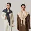 Bufanda Triangular 100% Lana, Tejida de Gran Tamaño, Estilo Coreano Otoño e Invierno, Versátil, Tacto de Alta Gama, Chal para Mujer