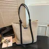 Bolsa de Ombro Grande Capacidade Elegante e Simples Modelo Novo 2026 Bolsa de Palha Trançada Respirável Exquisita para o Trabalho e Uso Casual Bolsa Tote Estilosa