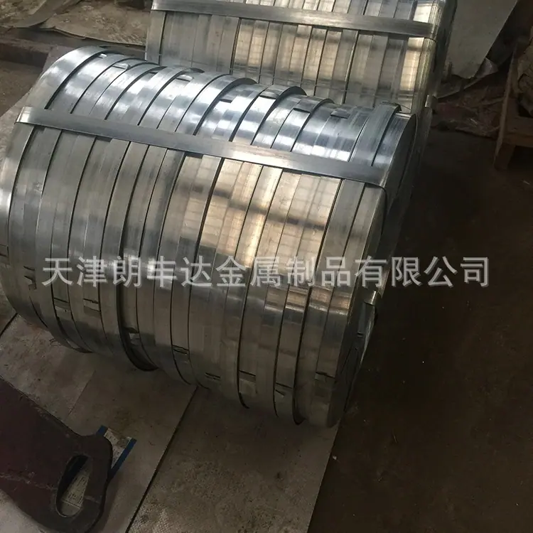波纹管带钢
