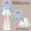 Conjunto de moletom infantil para primavera e outono, novo top estiloso e moderno de manga longa com saia de renda doce conjunto de duas peças