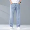 Producto principal de Ropa para Hombre Xintang 2026: pantalones de cuatro estaciones, jeans azul claro, pantalones holgados rectos de pierna ancha para hombre, pantalones de talla grande
