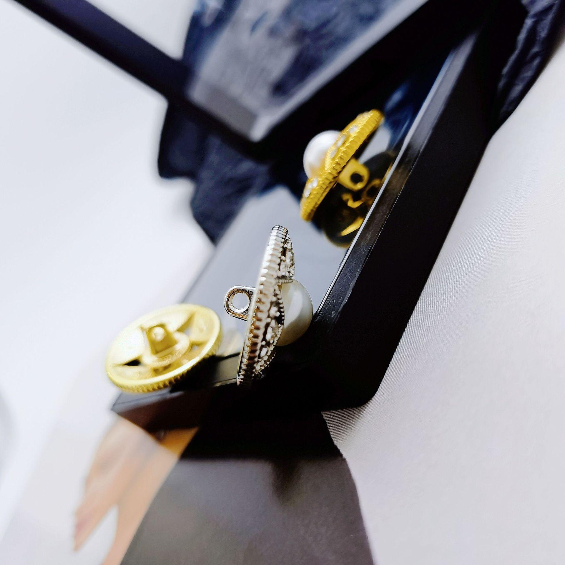 9663954a01055d4e18753c0c45a4e2