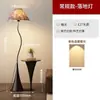 Lámpara de pie de ambiente vintage estilo francés, de pie junto al sofá de la sala, estante decorativo integrado, lámpara de dormitorio
