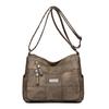 Venta al por mayor transfronteriza de nuevos bolsos para mujer, bolsos de hombro de moda, bolsos para madres de gran capacidad, mochilas para mujeres de mediana edad.