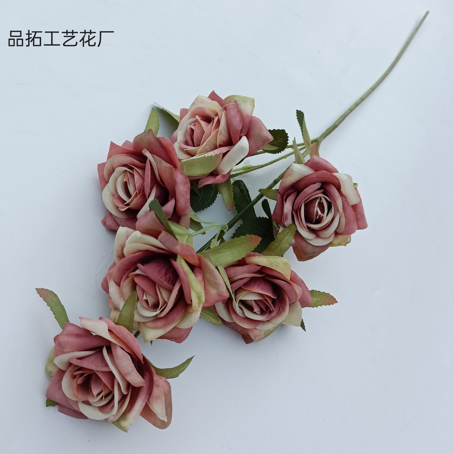 73e26a49e794171b66133f4d3e63c2