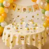 Bolo de Aniversário do Ursinho Pooh Transfronteiriço Decorações de Topo em Favo de Mel Banner de Letras para Parede de Fundo Bandeira Suspensa Espiral