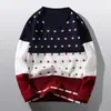 Venta al por mayor transfronteriza Otoño e Invierno 2023 Suéter de punto para hombre con cuello en V Estilo coreano Moda Jacquard Jersey Prendas de punto para base