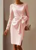 Ropa de Mujer Transfronteriza Europea y Americana Vestido Delgado de Manga Larga con Cintura Retorcida Elegante de Color Sólido Bodycon ceñido a la cadera Vestido de Noche