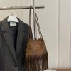 Moda Otoño 2026 Versátil de Gamuza Personalidad Borla Nicho Retro Simple Casual de Hombro Bolso de Mano de Moda