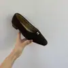 Zapatos Mary Jane de fondo plano franceses forrados de felpa Doudou zapatos individuales zapatos de mujer 2025 nuevos versátiles de otoño e invierno calzado de pelo