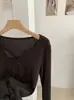 KEKEZOON Camiseta de manga comprida básica slim-fit de cor sólida com decote V e meia-botoadura para mulheres 8528