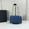 Bolso de Cadena Acolchado Cf25 Estilo Canal de Suministro Transfronterizo Europeo y Americano para Mujer, Bolso Clásico de Hombro Cruzado de Piel de Cordero a la Moda