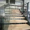 Escaleras Personalizadas Transfronterizas de Doble Uso Comercial y Residencial Escalón de Roble Rojo Importado Barandilla de Cristal Escaleras Flotantes Quilla Oculta
