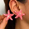 Conjunto de três peças de brinco, anel e broche de estrela-do-mar e concha com estilo oceânico e efeito de gota de óleo, acessórios multicoloridos com bordas douradas vintage estilo férias
