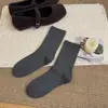 Calcetines Xiaocha Life, de canalé alto, color liso, sin costuras, calcetines versátiles de longitud media para apilar para mujer, hechos de algodón peinado, calcetines sin costuras para mujer