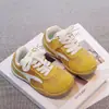 Sapatos Infantis Retrô Treinadores Alemães Modernos Versáteis Sapatos Esportivos 2026 Outono Sola Macia Confortáveis Sapatos Forrest Gump Sapatos Casuais