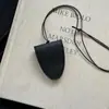 Fiebre de bloggers de Corea del Sur con pequeño y lindo colgante de monedero para collar, clip magnético de cuero para gafas, cadena para el cuello