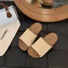 Zapatillas Minimalistas 2026 Sandalias de Verano Retro para Exteriores con Punta Abierta y Suelas Gruesas Estilo Birkenstock Modelo Nuevo