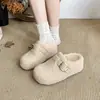 Sapatos de meia-pantufa peludos Baotou para mulheres, novo estilo de inverno, quentes e forrados com fleece, pantufas de algodão de sola grossa, com aumento interno de altura, estilo preguiçoso