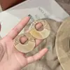 Pendientes de Acrílico Redondos Estilo Retro Hong Kong, Aretes de Moda y Sencillos, Pendientes de Personalidad de Gama Alta Tendencia al por Mayor