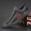 Nuevos Zapatos de Cuero Casuales de Otoño para Hombre, sin Cordones con Cremallera, de Bloques de Color, Tenis de Moda Versátiles de Estilo Británico, Caña Baja