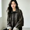 Jaqueta de couro casual estilo coreano com lapela para mulheres, outono, corte solto, versátil, retrô, curta, top de jaqueta de couro PU
