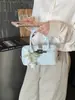 Nova Bolsa Quadrada Pequena de Luxo Leve Vintage 2026 para Mulheres com Pingente de Tulipa de Pérola, Bolsa de Mão e Bolsa Transversal com um Toque de Alto Padrão para o Dia a Dia