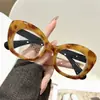Gafas Retro con Estampado de Leopardo y Montura de Mariposa 2025 Nuevo Marco de Gafas de Moda de Alta Gama Ojo de Gato Espejo Plano Celebridad de Internet Transfronterizo