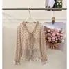 Blusa Ruoxin 26 Nova de Outono Início Romântica Solta com Bolinhas Babados Manga Longa Decote V