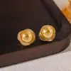 Pendientes de Perla Geométrica con Microincrustaciones de Aguja de Plata, Estilo Retro Francés, Pendientes Elegantes y Femeninos, Artesanía Exquisita, Pendientes de Lujo Ligero para Mujer