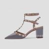 Versión Alta 2025 Nuevo Estilo Sandalias Baotou con Remaches Verano para Mujer Punta Tacón Grueso Tacón Bajo Moda para Ir al Trabajo Tacones Altos