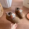 Botas de Nieve de Felpa de Dibujos Animados Lindas de Caña Alta para Niñas 2026 Invierno Nuevas Botas Cálidas de Algodón con Forro de Lana de Cordero para Niños