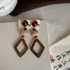 Brincos Geométricos de Madeira Âmbar para Mulheres Outono e Inverno Brincos Retrô de Alta Qualidade Brincos Novo Estilo Chinês Estilo Étnico Joia de Orelha