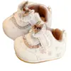 Zapatos para bebé con suelas blandas, antideslizantes, nuevos modelos de primavera y otoño, zapatos para bebé principiante para 0-1 año, transpirables y antideslizantes