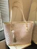 Mochila Tote de Mano Estilo Étnico Nuevo Verano 2026, Aspecto de Alta Calidad, Estilo Nacional, Bolso de Hombro Grande de Capacidad Personalizado para Mujer