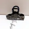 Moda Europea y Americana de Verano Clip de Tiburón Brillante con Diamantes Clip de Lazo Full Diamante Pinza para el Cabello de Alta Gama para Mujer Pinza para el Cabello en la Parte Posterior de la Cabeza