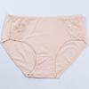 Ropa interior europea para mujer con encaje modificado de algodón, forma de panty linda, doble protección de rango medio, mayorista de ropa interior para madres