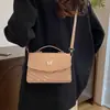 Bolsa Transversal Minimalista da Moda 2025 Outono Nova Versão Coreana Acolchoada Bolsa de Ombro Nicho Versátil de Mão Pequena Bolsa Quadrada