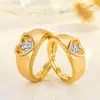 Anillo de Pareja Chapado en Oro Un Par de Anillos de Moda Coreana para Hombre y Mujer con Incrustaciones de Diamantes en Forma de Corazón Anillo de Boda de Oro de Simulación