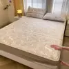 Conjunto de 3 Peças de Matelassê Jacquard de Seda de Gelo com Contas para Resfriamento de Verão com Lençol com Elástico, Lençol com Sensação Fresca, Tapete Macio Lavável com Ar Condicionado para o Verão
