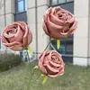 Valle de Huaxi 2026 Nueva Colección: Arreglos en tonos marrones, Serie de 2.5 Yuan, Venta al por mayor de flores artificiales para lugares de boda