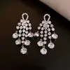Pendientes Redondos con Borlas Tachonados de Pedrería Estilo Europeo y Americano Aguja de Plata, Pendientes de Lujo Ligero de Gama Alta, Accesorios de Oreja Exagerados Exquisitos de Nicho para Mujer