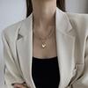 Collar de doble capa estilo ins frío para mujer 2022 nuevo moderno hip hop lujo ligero nicho cadena de suéter Accesorios Venta al por mayor