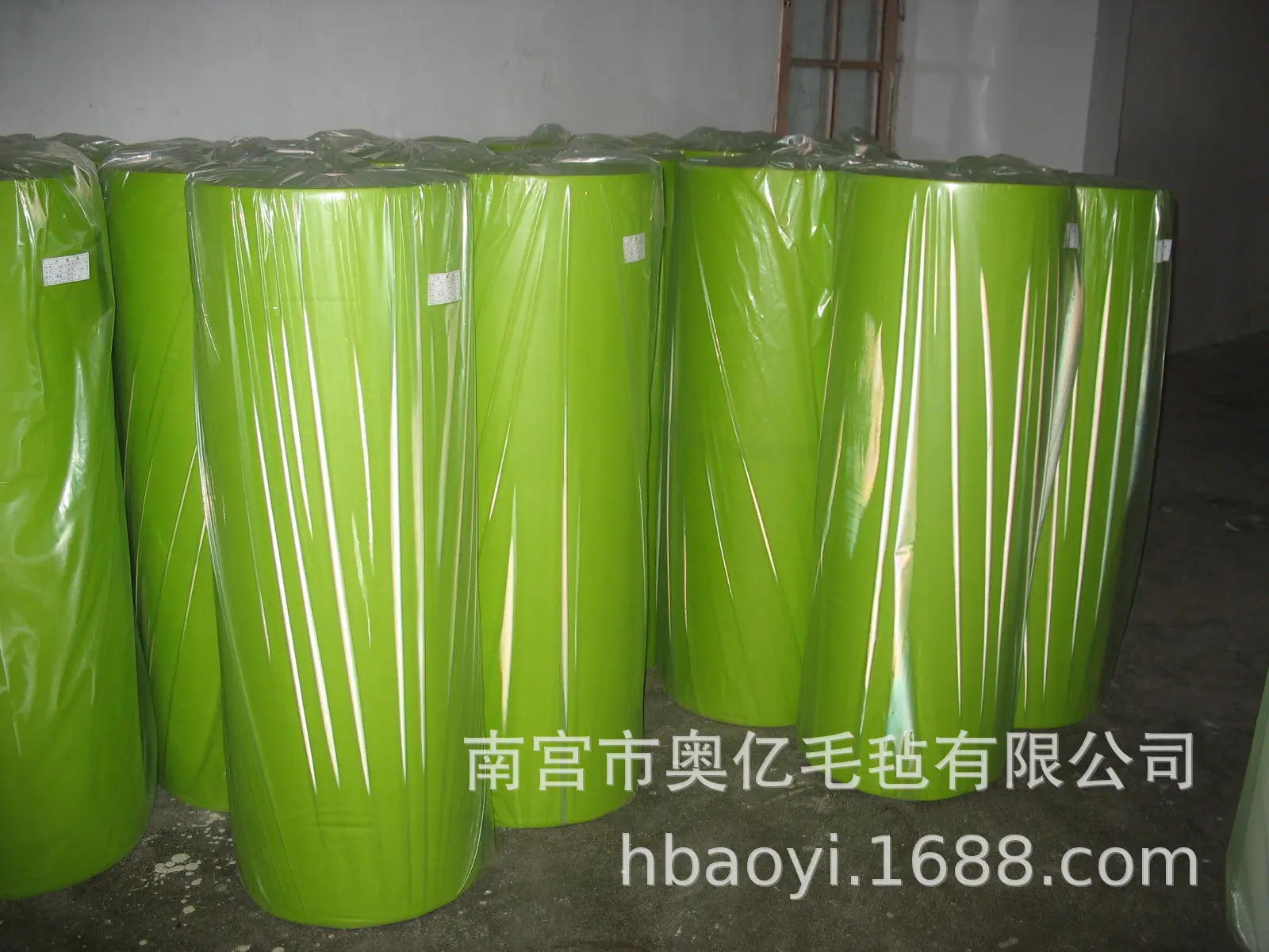 绿色毛毡.jpg